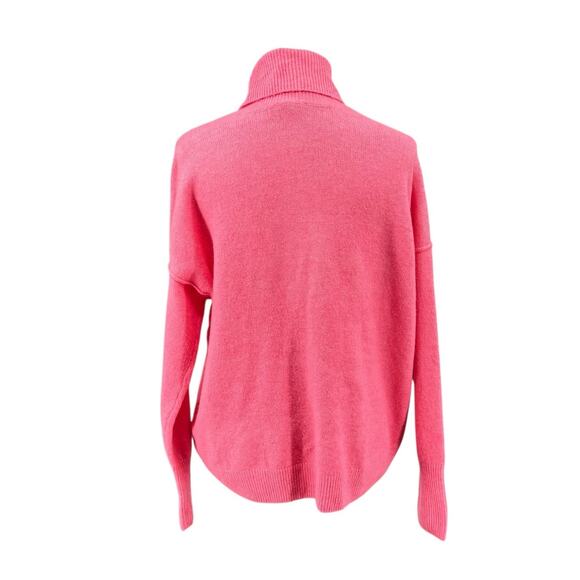 Vince Camuto NWT Bright Pink Plush Knit Oversized Long Sleeve Turtleneck Sweater - Picture 4 of 15